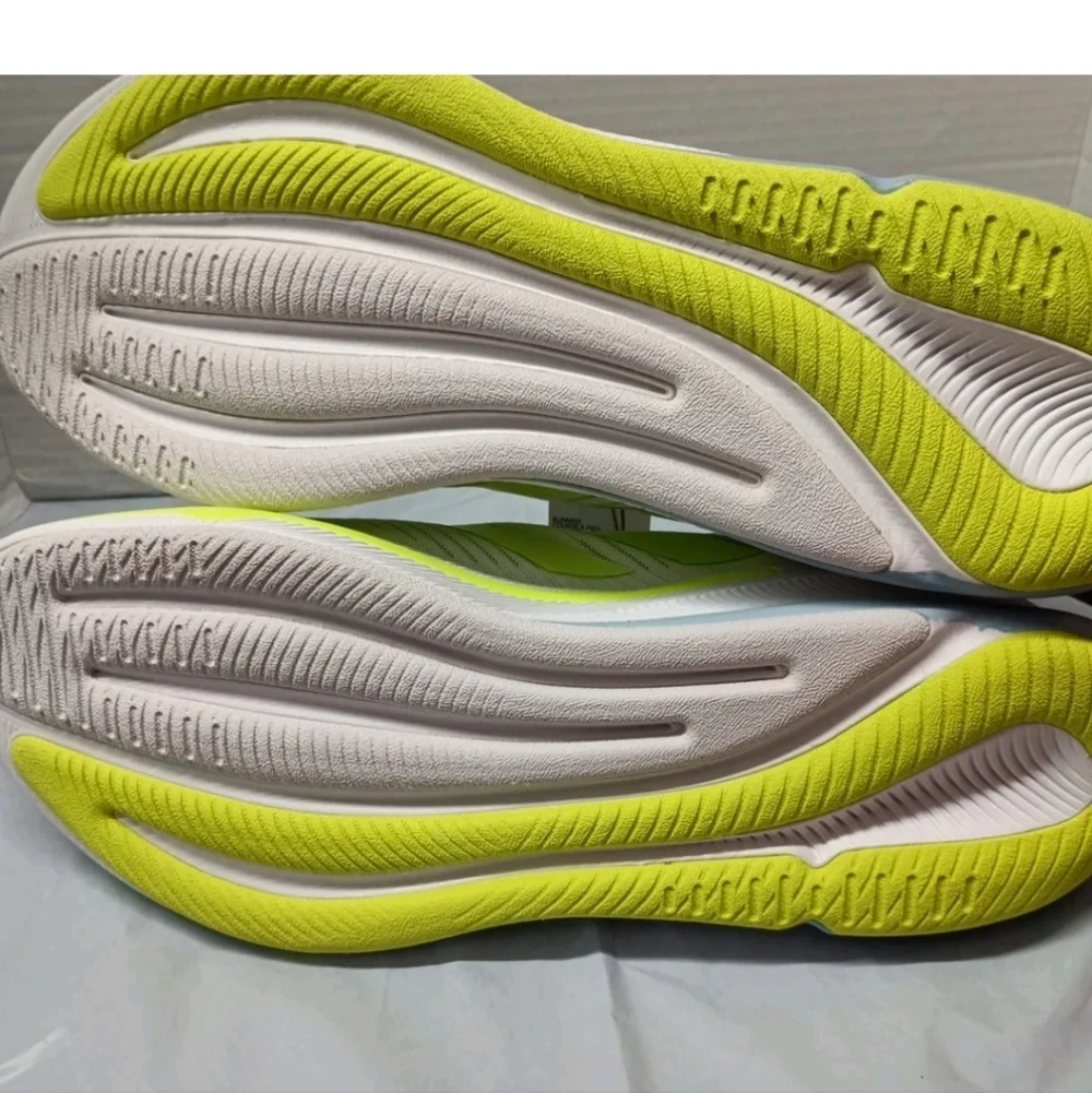 Adidas Supernova Ease White Yellow Running Shoes Men's Size 13 IH0795 NEW
